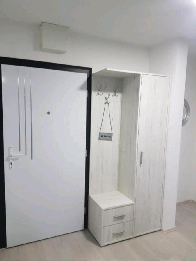 Apartman Lela 카를로바츠 외부 사진